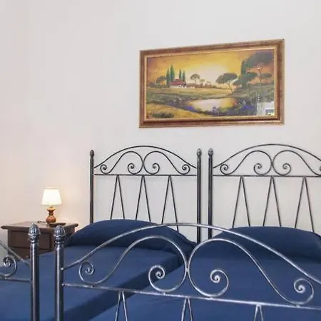 Bed & Breakfast Affittacamere Antonuccio 4*