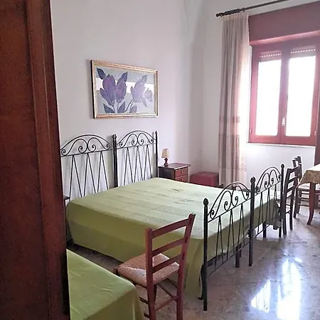 Room&breakfast Antonuccio Bed & Breakfast 4*